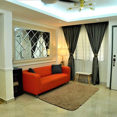 Awedee Homestay פוטראג'איה מראה חיצוני תמונה