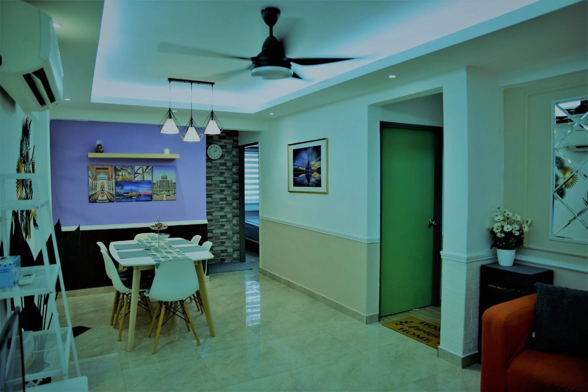 Awedee Homestay פוטראג'איה מראה חיצוני תמונה