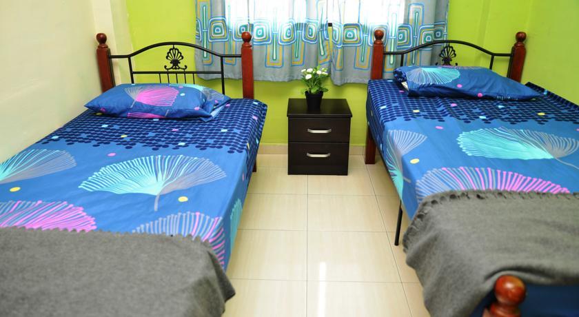 Awedee Homestay פוטראג'איה חדר תמונה